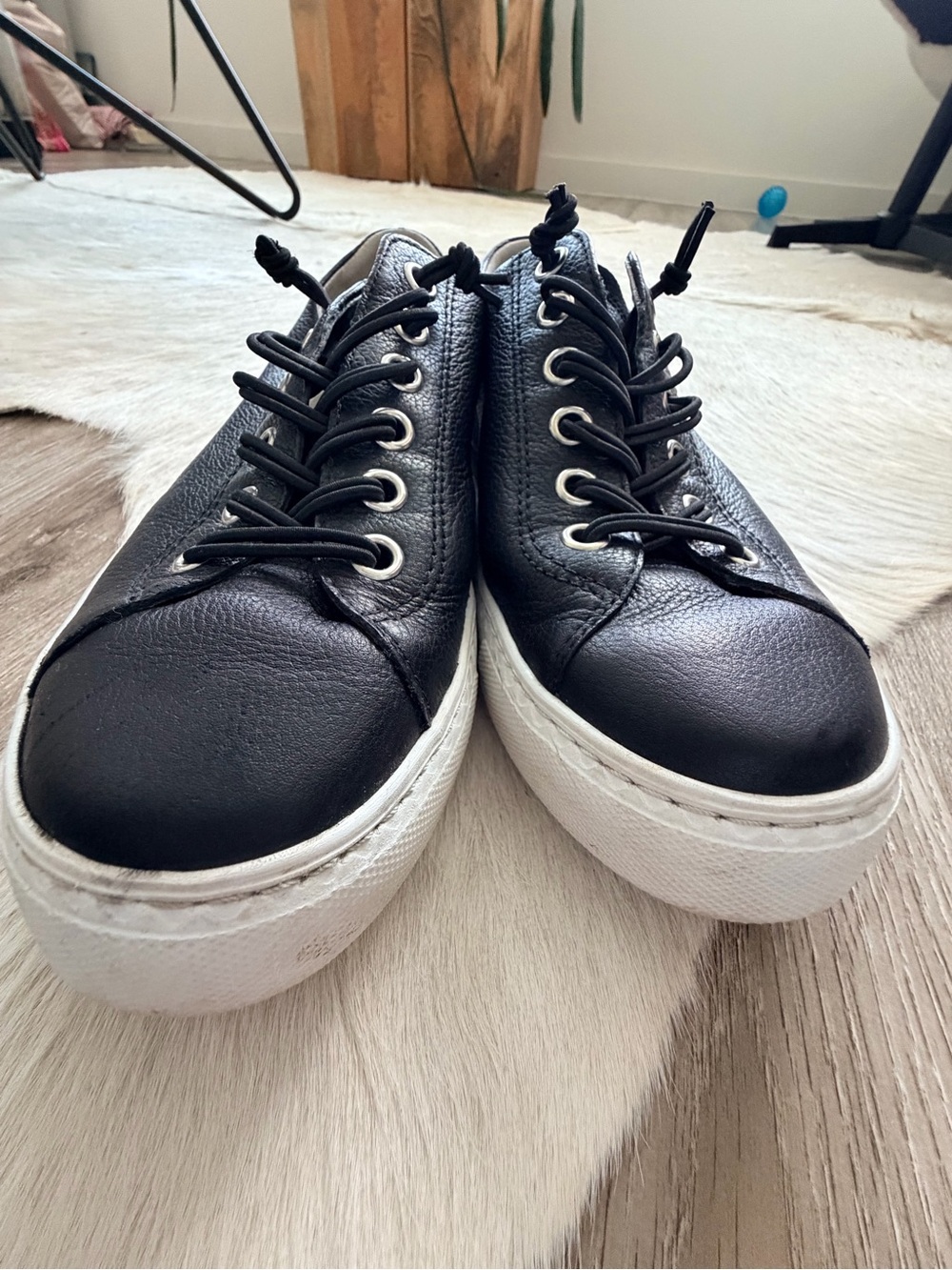 Paul Green Black Leather Platform Lace-Up Sneakers with White Soles